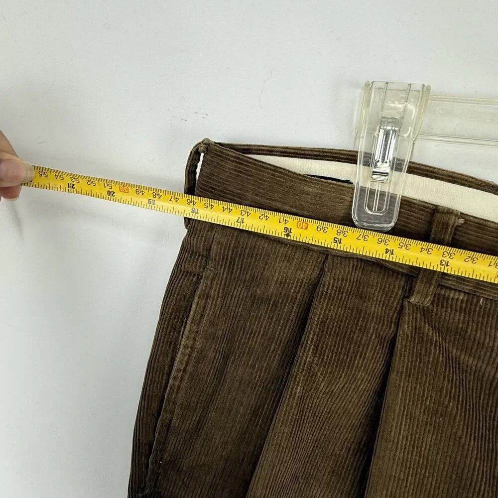 VTG Jos. A. Bank Mens Pants Green Corduroy Straight Cuffed Pleat Chinos Size 35